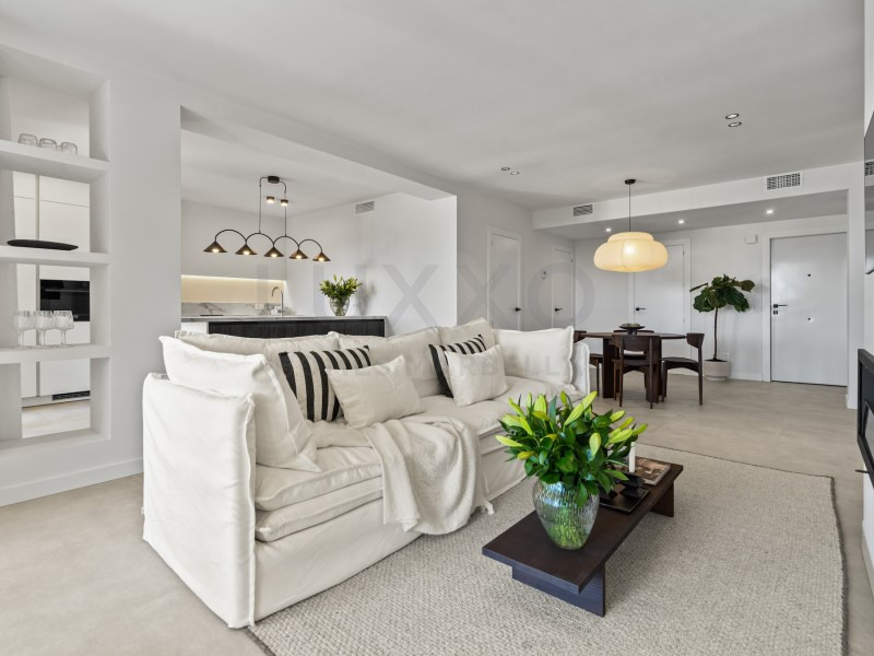2 Bed Apartment for sale in Benahavís Costa Del Sol, Málaga, Spain
