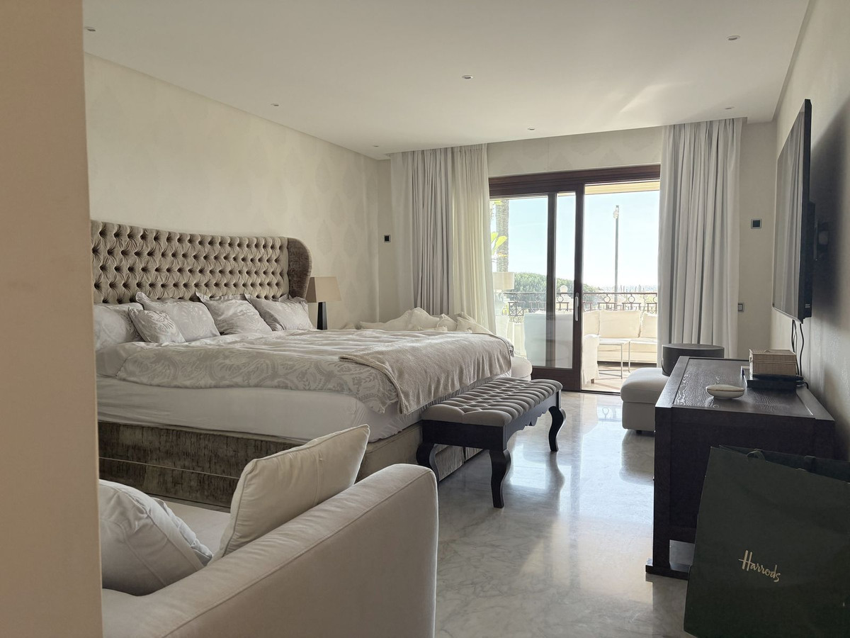 3 Bed Apartment for sale in Los Monteros Costa Del Sol, Málaga, Spain