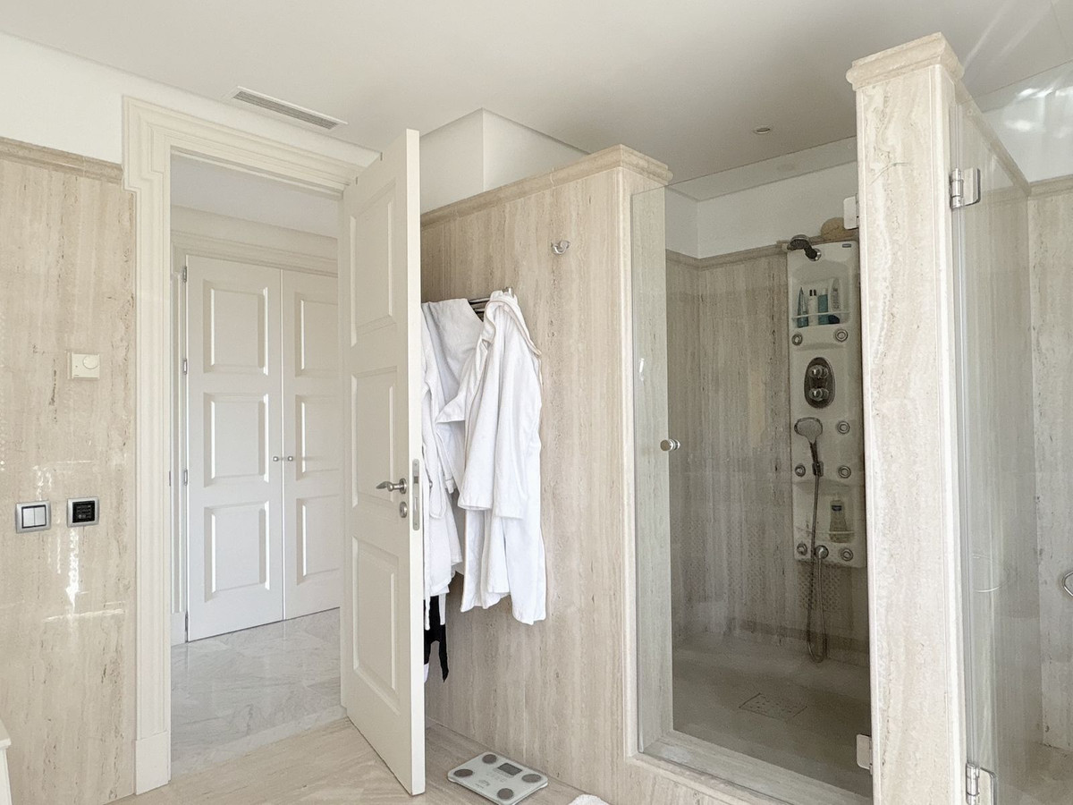 3 Bed Apartment for sale in Los Monteros Costa Del Sol, Málaga, Spain
