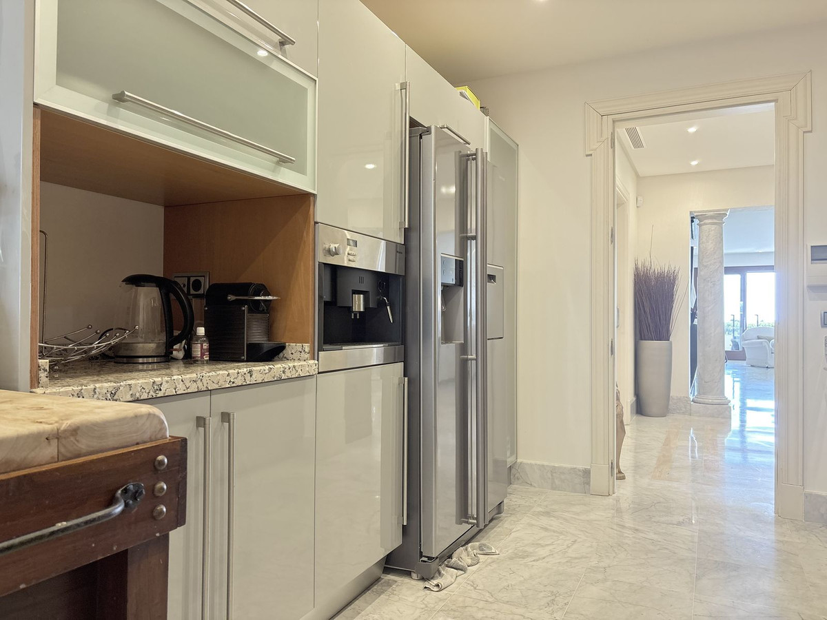 3 Bed Apartment for sale in Los Monteros Costa Del Sol, Málaga, Spain