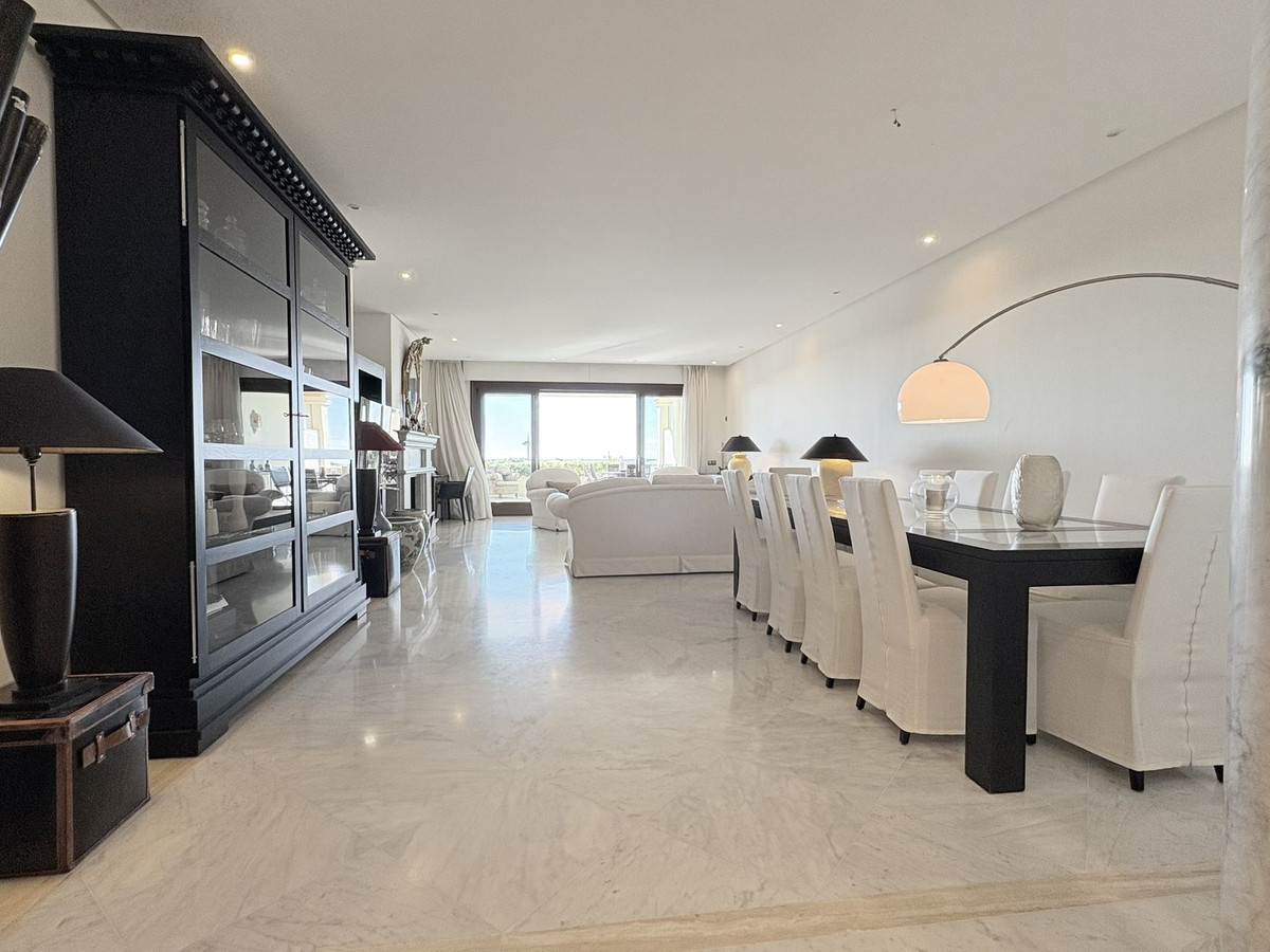 3 Bed Apartment for sale in Los Monteros Costa Del Sol, Málaga, Spain