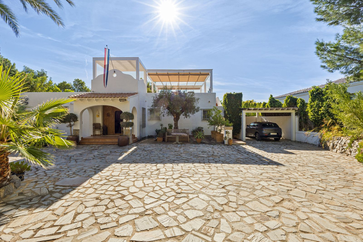 4 Bed Townhouse for sale in Altea Costa Blanca, Alicante, Spain