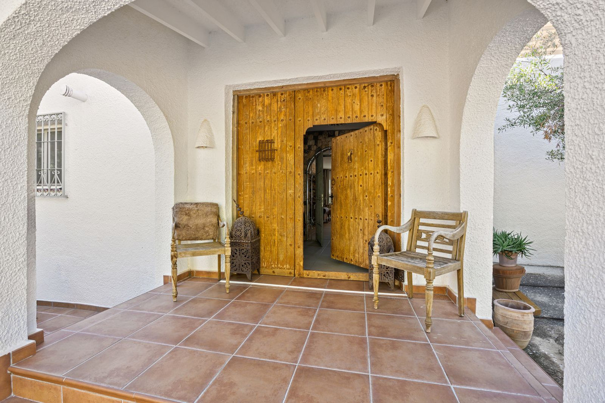 4 Bed Townhouse for sale in Altea Costa Blanca, Alicante, Spain