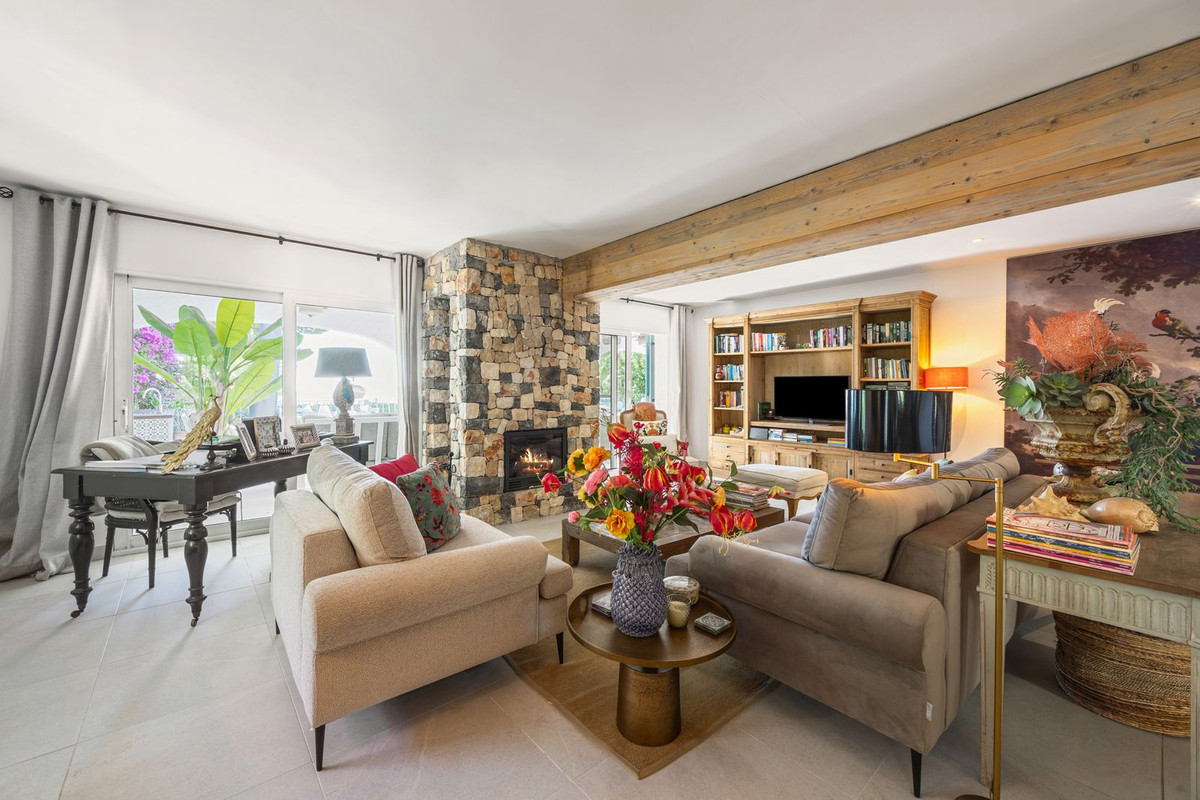 4 Bed Townhouse for sale in Altea Costa Blanca, Alicante, Spain