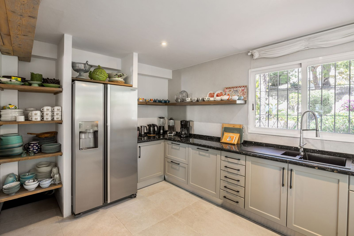 4 Bed Townhouse for sale in Altea Costa Blanca, Alicante, Spain