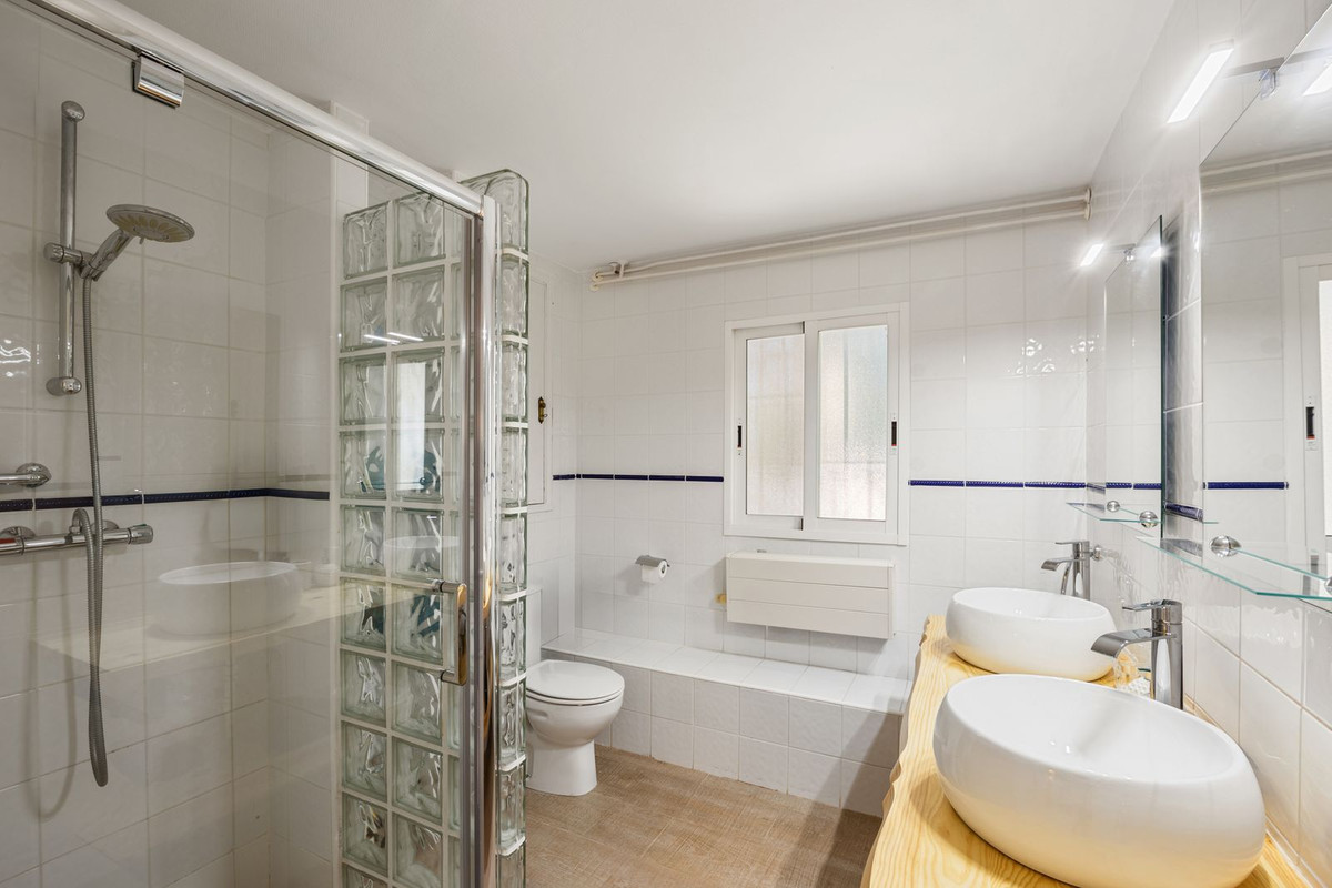 4 Bed Townhouse for sale in Altea Costa Blanca, Alicante, Spain