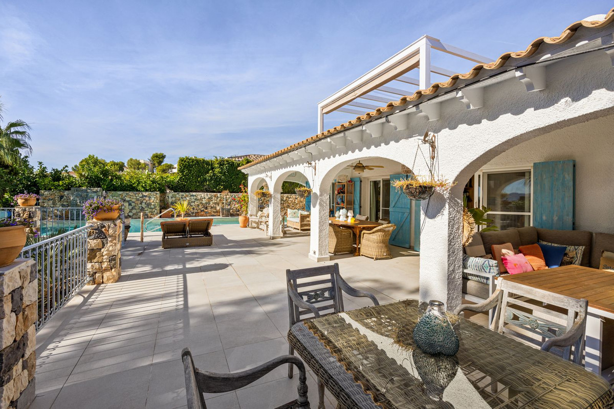 4 Bed Townhouse for sale in Altea Costa Blanca, Alicante, Spain