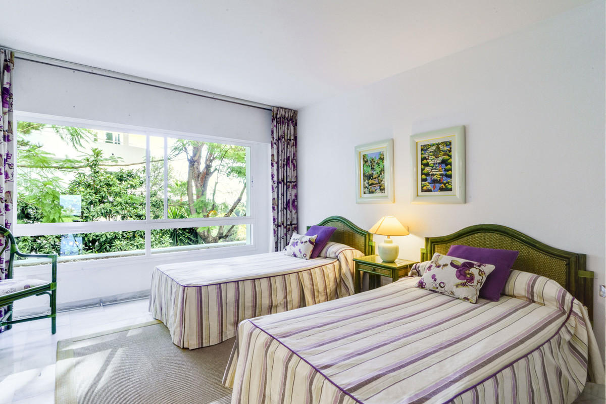 3 Bed Apartment for sale in Torre Real Costa Del Sol, Málaga, Spain