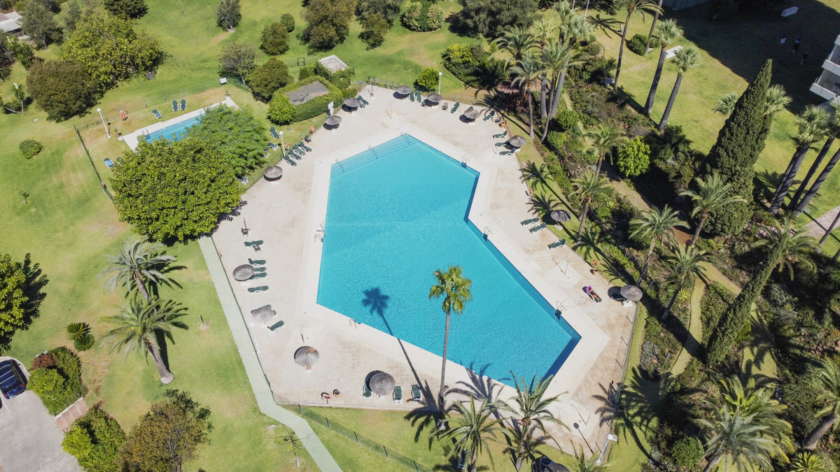 3 Bed Apartment for sale in Torre Real Costa Del Sol, Málaga, Spain