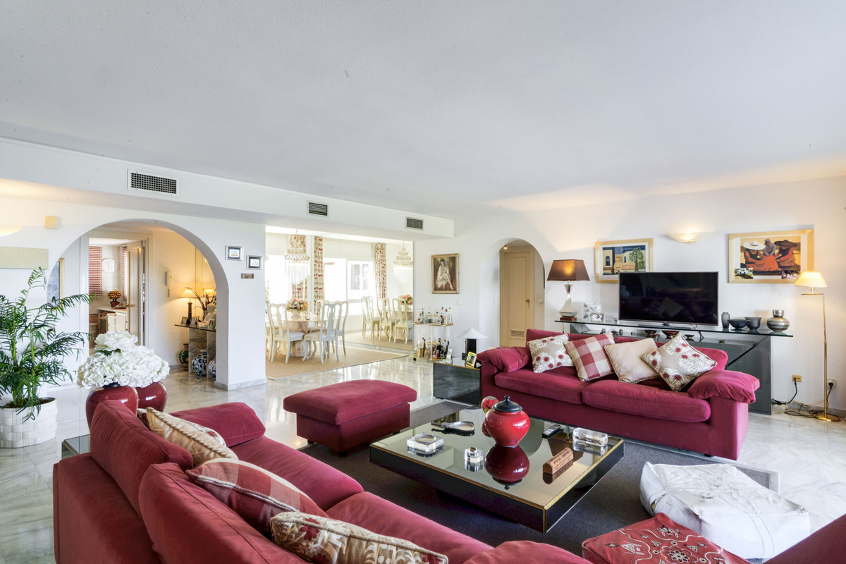 3 Bed Apartment for sale in Torre Real Costa Del Sol, Málaga, Spain