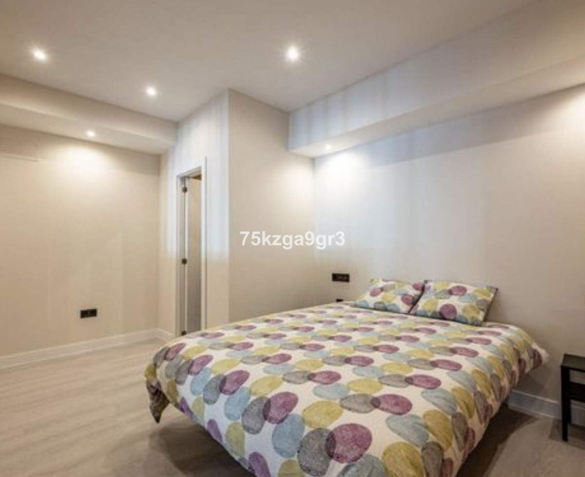 1 Bed Apartment for sale in Fuengirola Costa Del Sol, Málaga, Spain