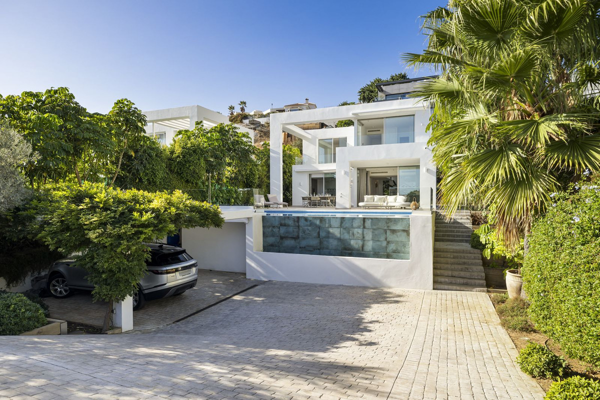 3 Bed Townhouse for sale in Mijas Costa Del Sol, Málaga, Spain