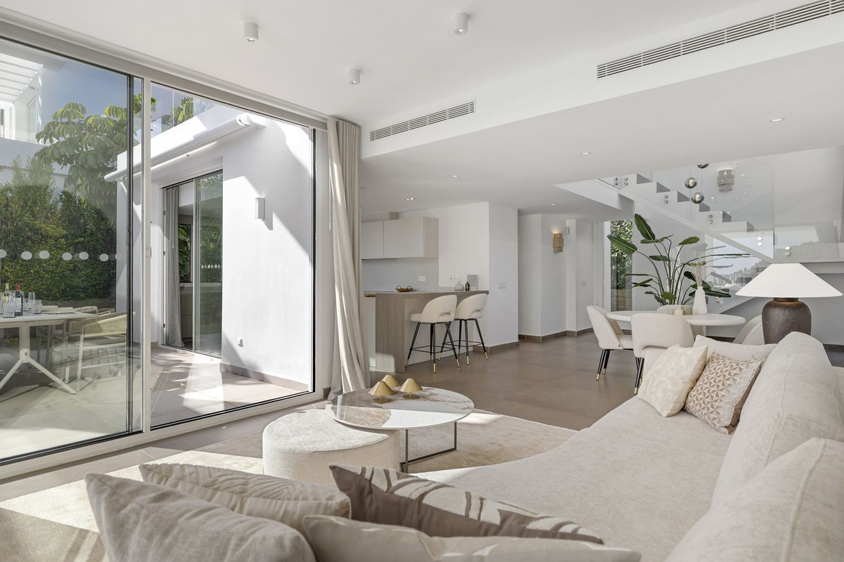 3 Bed Townhouse for sale in Mijas Costa Del Sol, Málaga, Spain