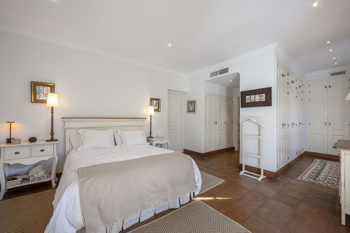 Se vende Villa - Chalet de 5 dormitorios en Costa Del Sol, Málaga, España