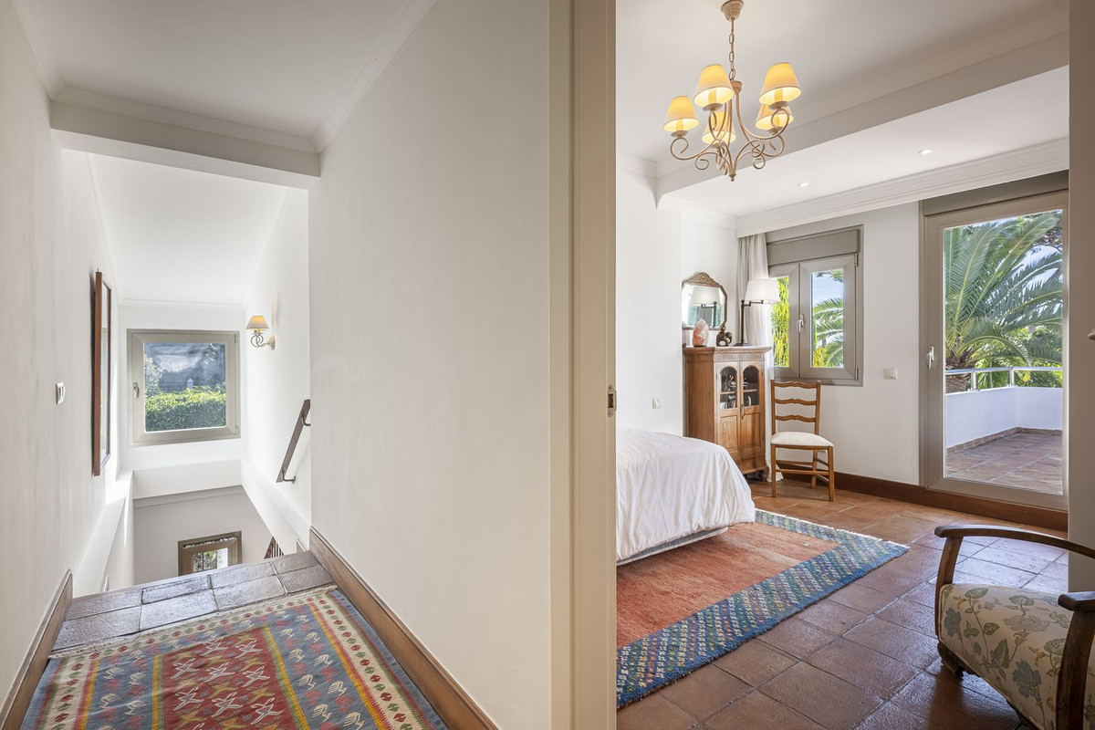 Se vende Villa - Chalet de 5 dormitorios en Costa Del Sol, Málaga, España