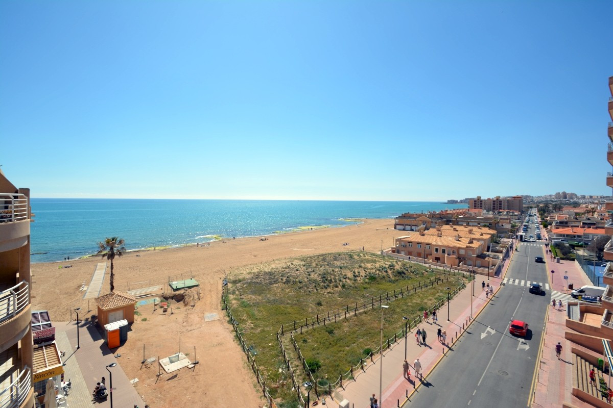 Se vende Apartamento Planta Baja de 3 dormitorios en Costa Blanca, Alicante, España