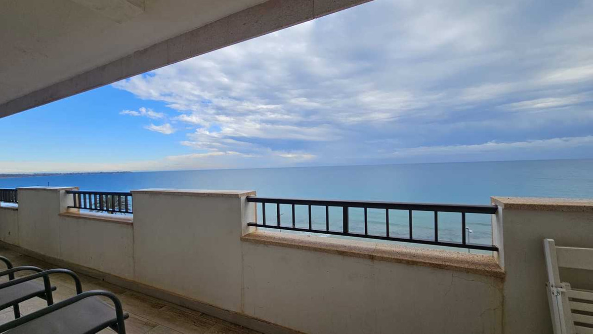 3 Bed Apartment for sale in Mil Palmeras Costa Blanca, Alicante, Spain