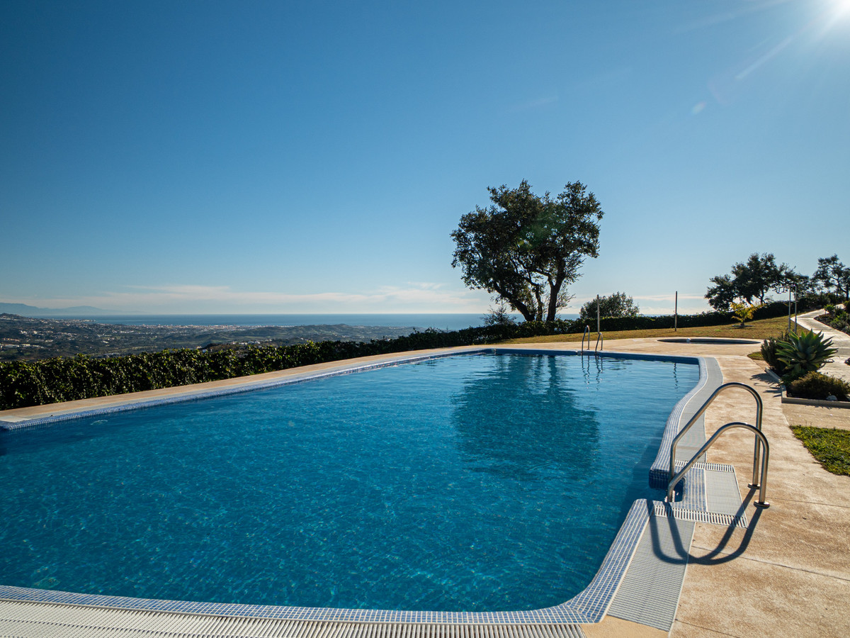 3 Bed Townhouse for sale in Marbella Costa Del Sol, Málaga, Spain