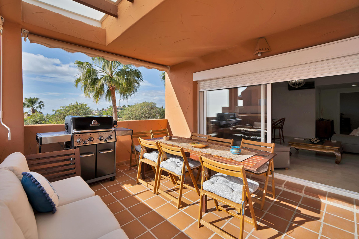 1 Bed Apartment for sale in Marbella Costa Del Sol, Málaga, Spain