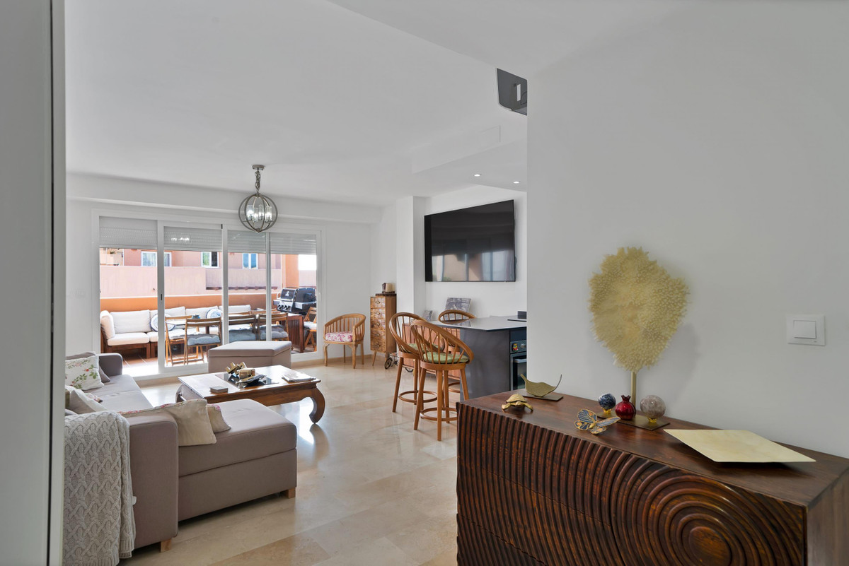 1 Bed Apartment for sale in Marbella Costa Del Sol, Málaga, Spain