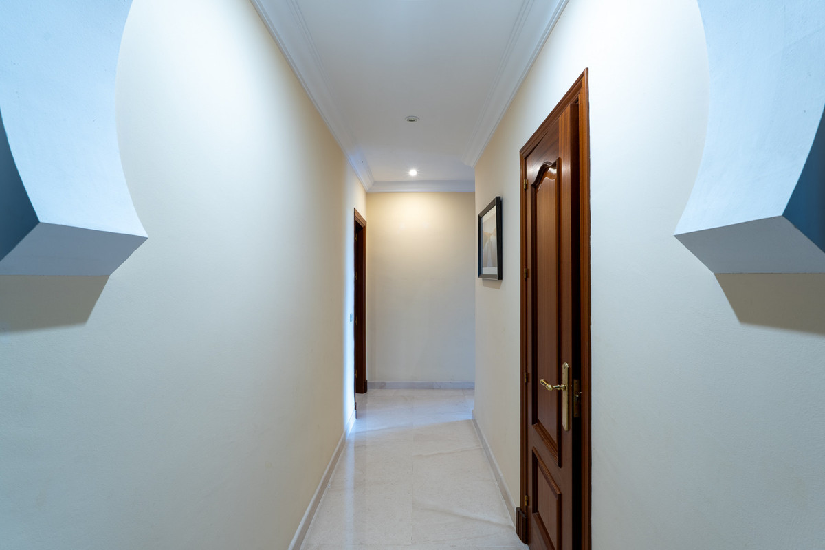 Se vende Villa - Chalet de 8 dormitorios en Costa Del Sol, Málaga, España