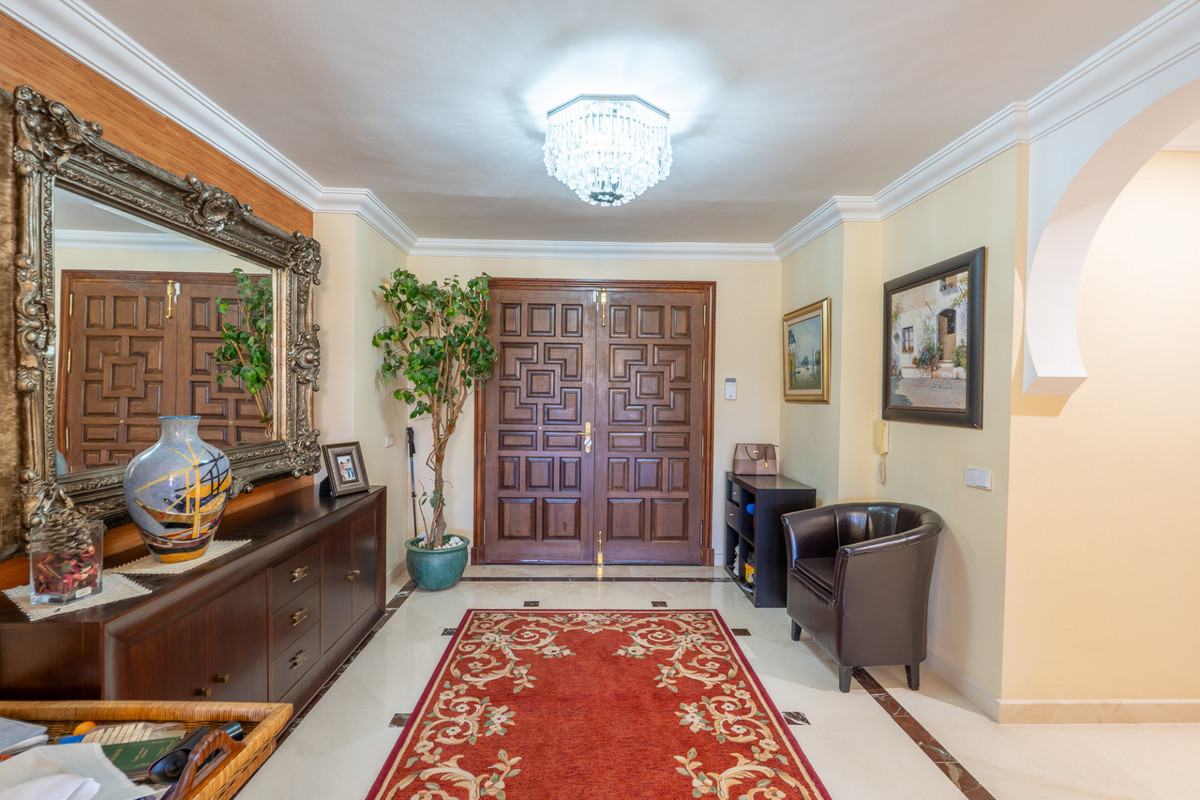 Se vende Villa - Chalet de 8 dormitorios en Costa Del Sol, Málaga, España