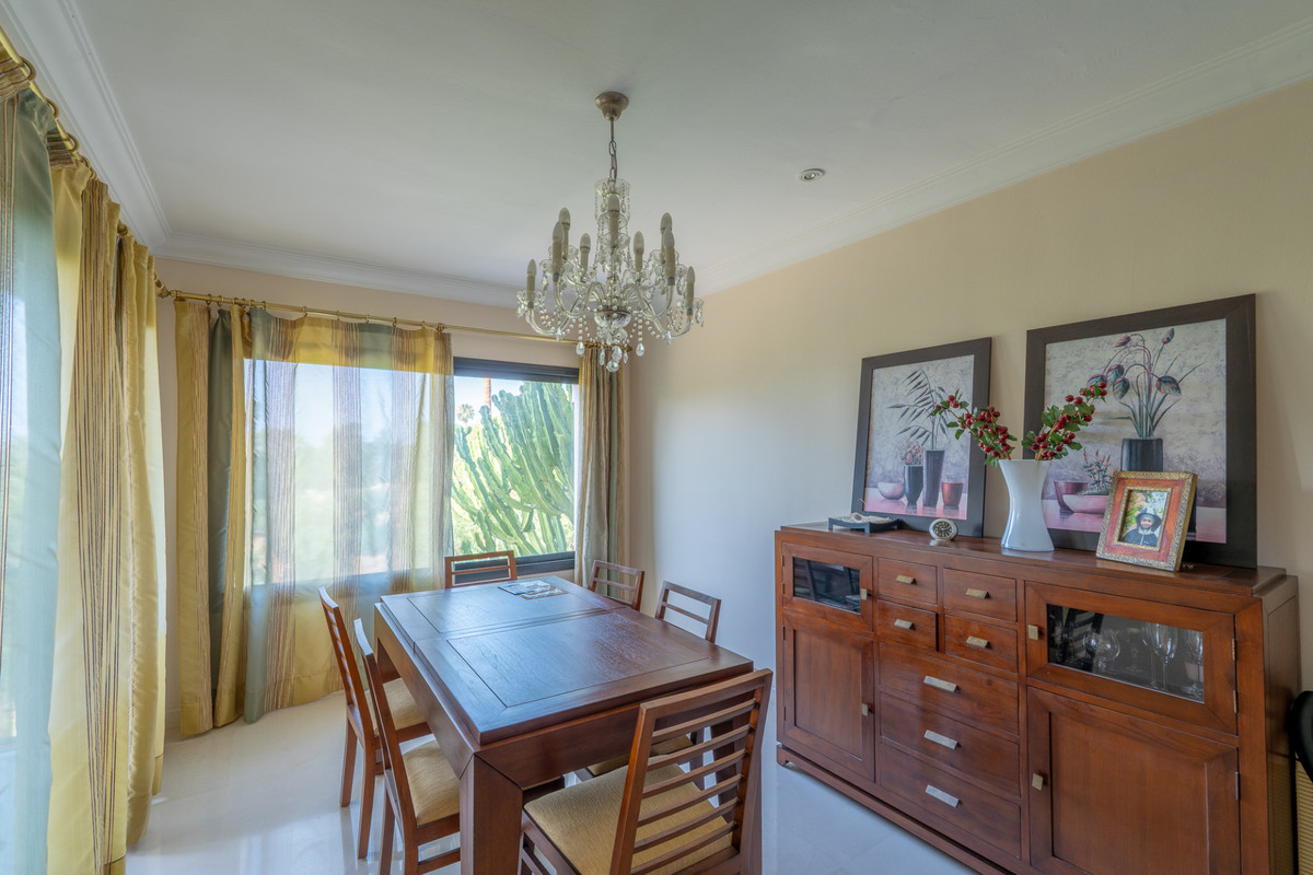 Se vende Villa - Chalet de 8 dormitorios en Costa Del Sol, Málaga, España