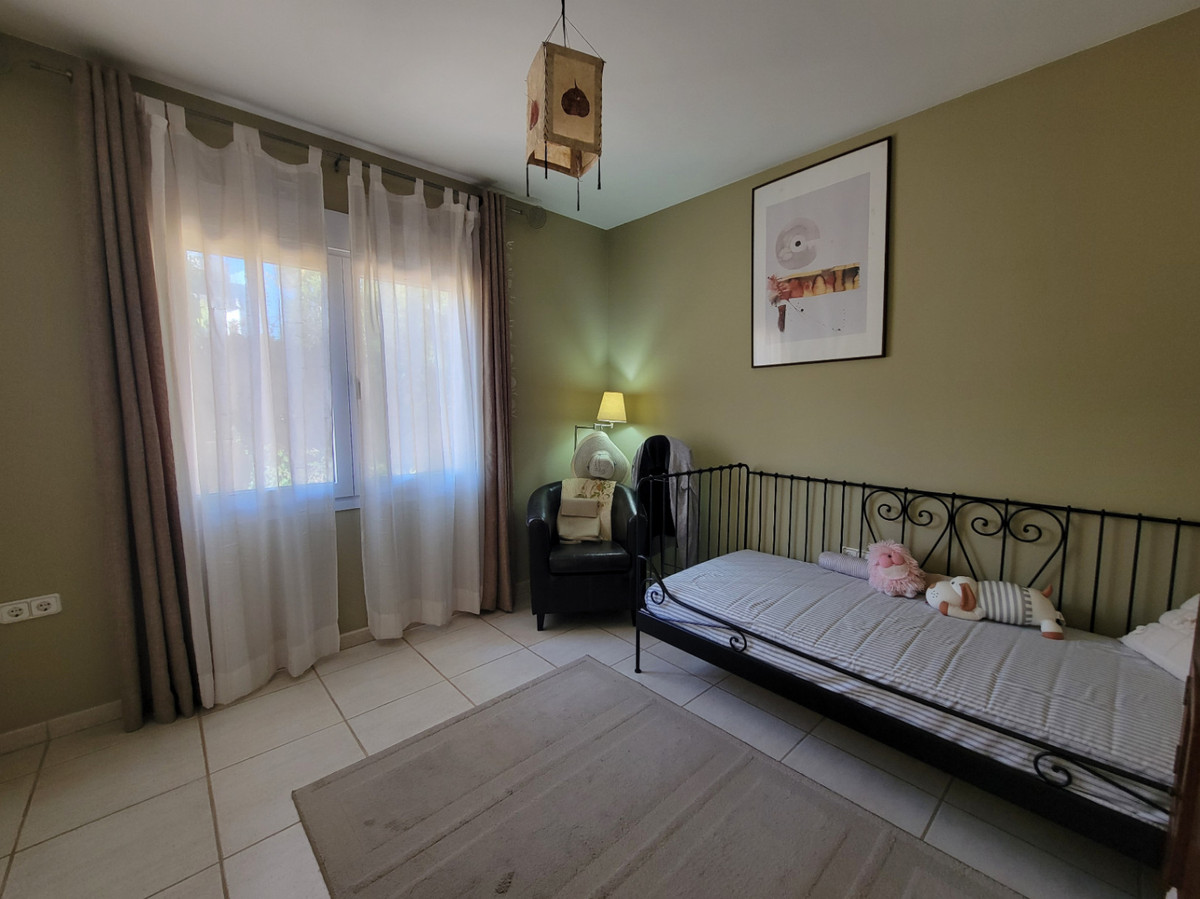 5 Bed Townhouse for sale in Calpe Costa Blanca, Alicante, Spain