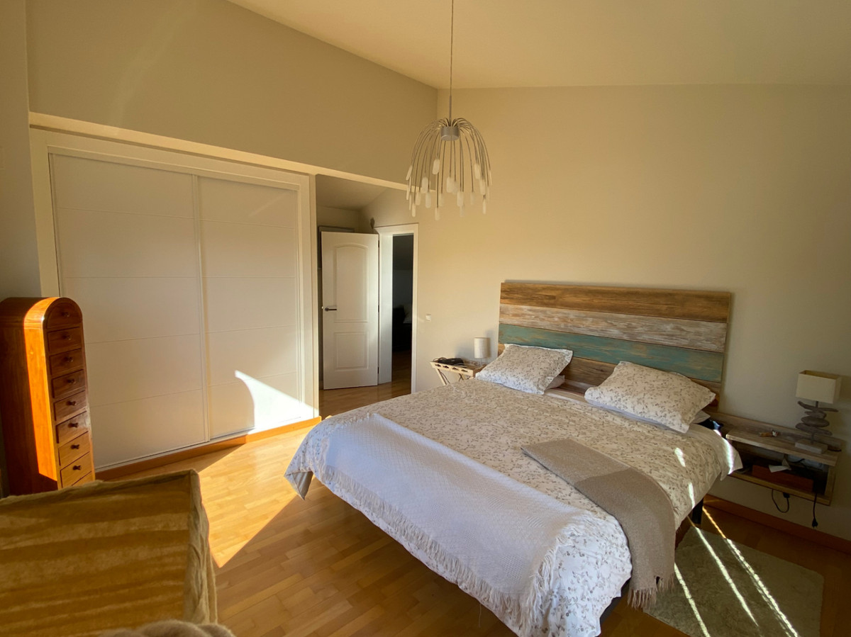 5 Bed Townhouse for sale in Calpe Costa Blanca, Alicante, Spain