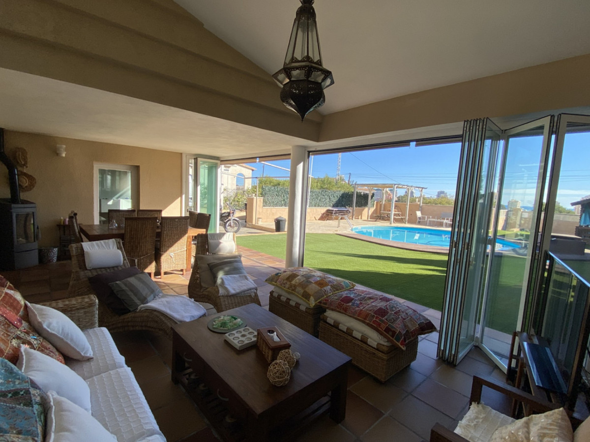 5 Bed Townhouse for sale in Calpe Costa Blanca, Alicante, Spain