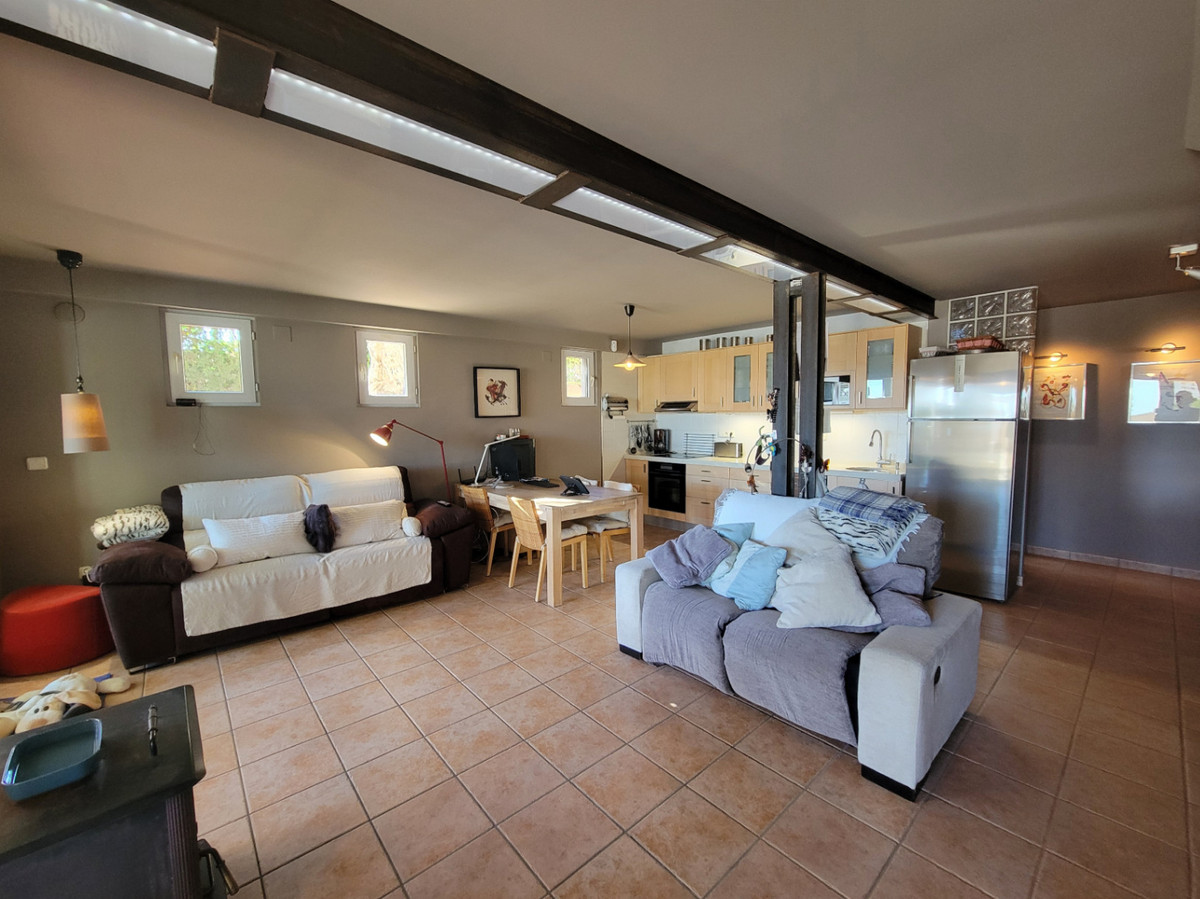 5 Bed Townhouse for sale in Calpe Costa Blanca, Alicante, Spain
