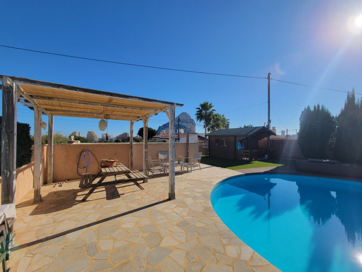 5 Bed Townhouse for sale in Calpe Costa Blanca, Alicante, Spain