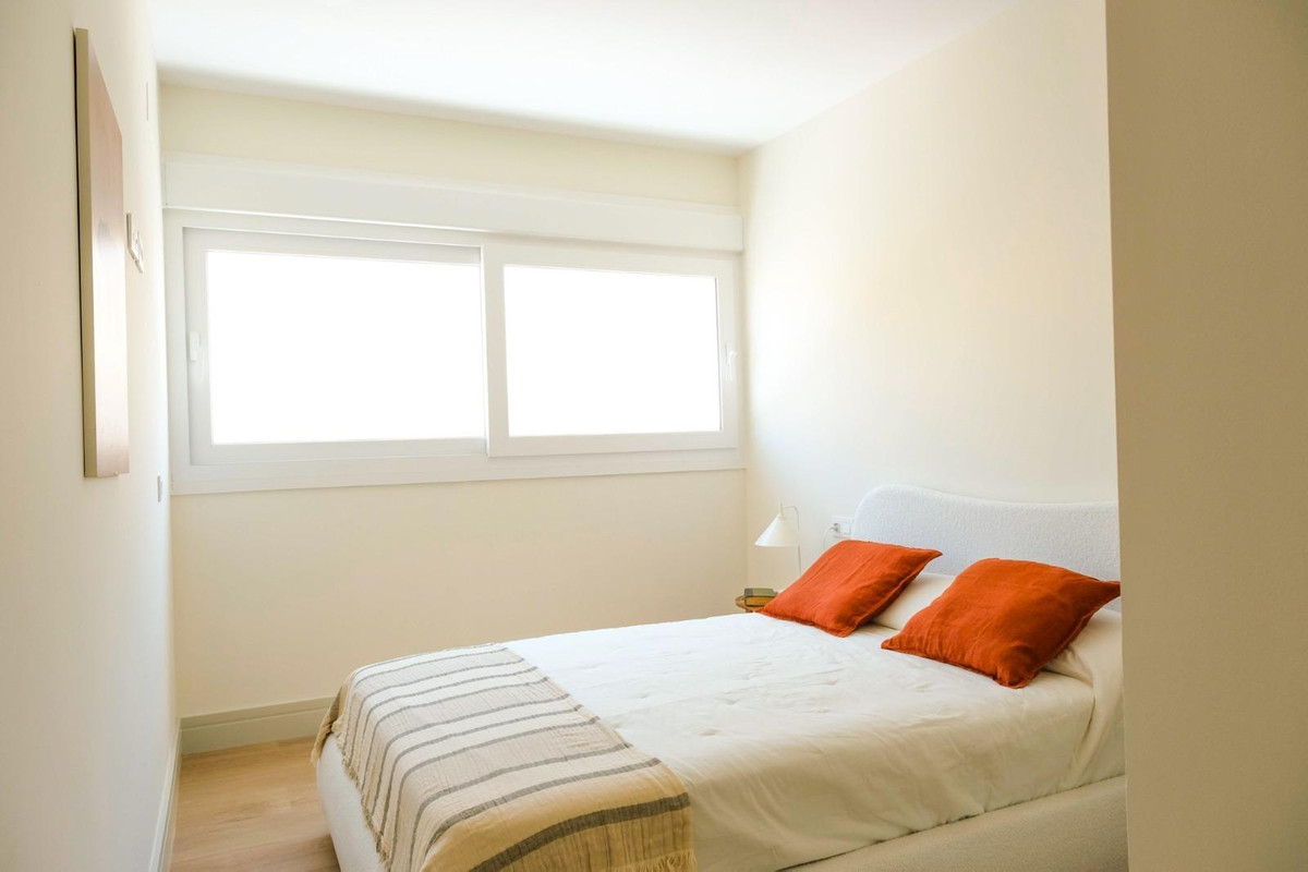 Se vende Apartamento Planta Baja de 3 dormitorios en Costa Del Sol, Málaga, España