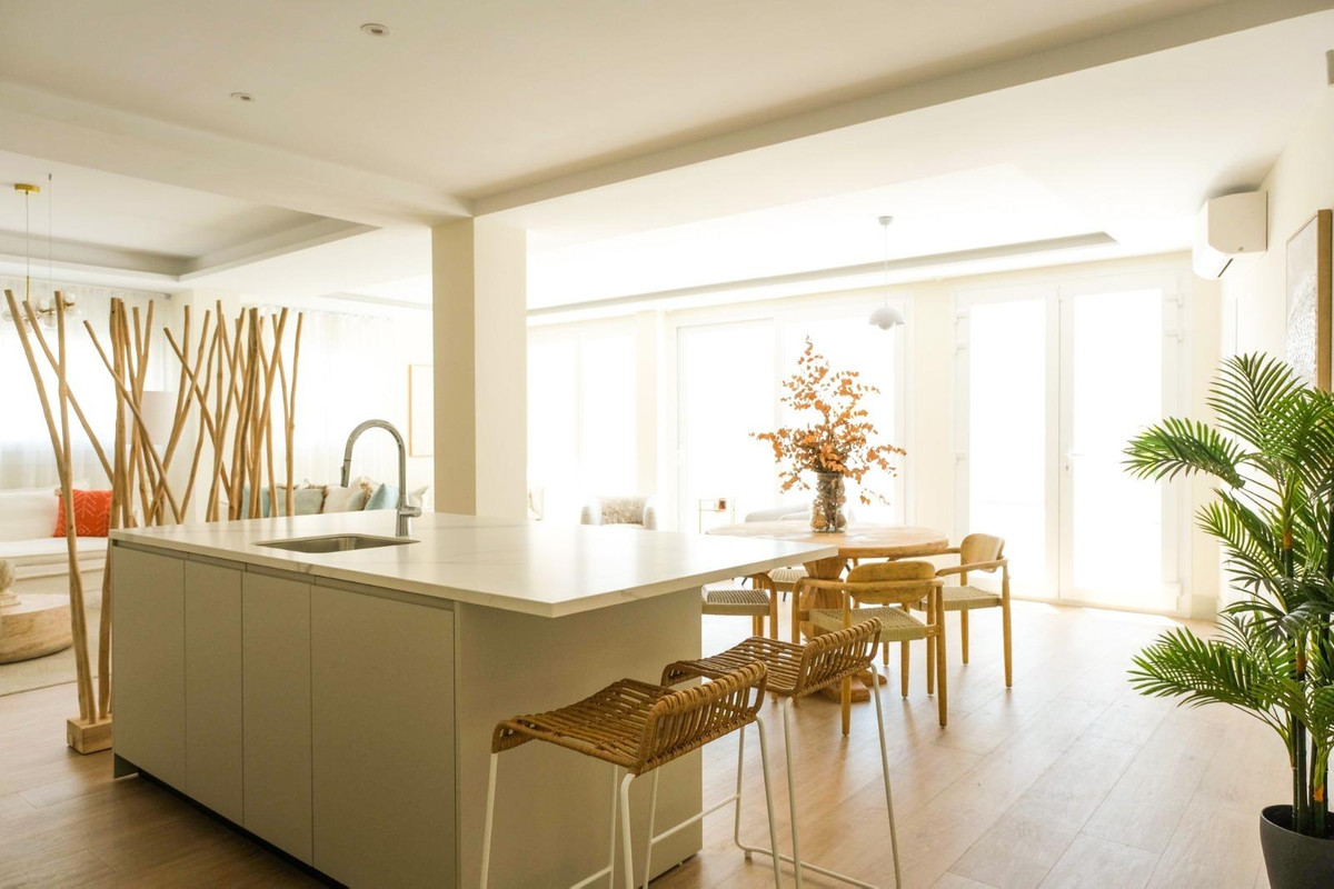 Se vende Apartamento Planta Baja de 3 dormitorios en Costa Del Sol, Málaga, España