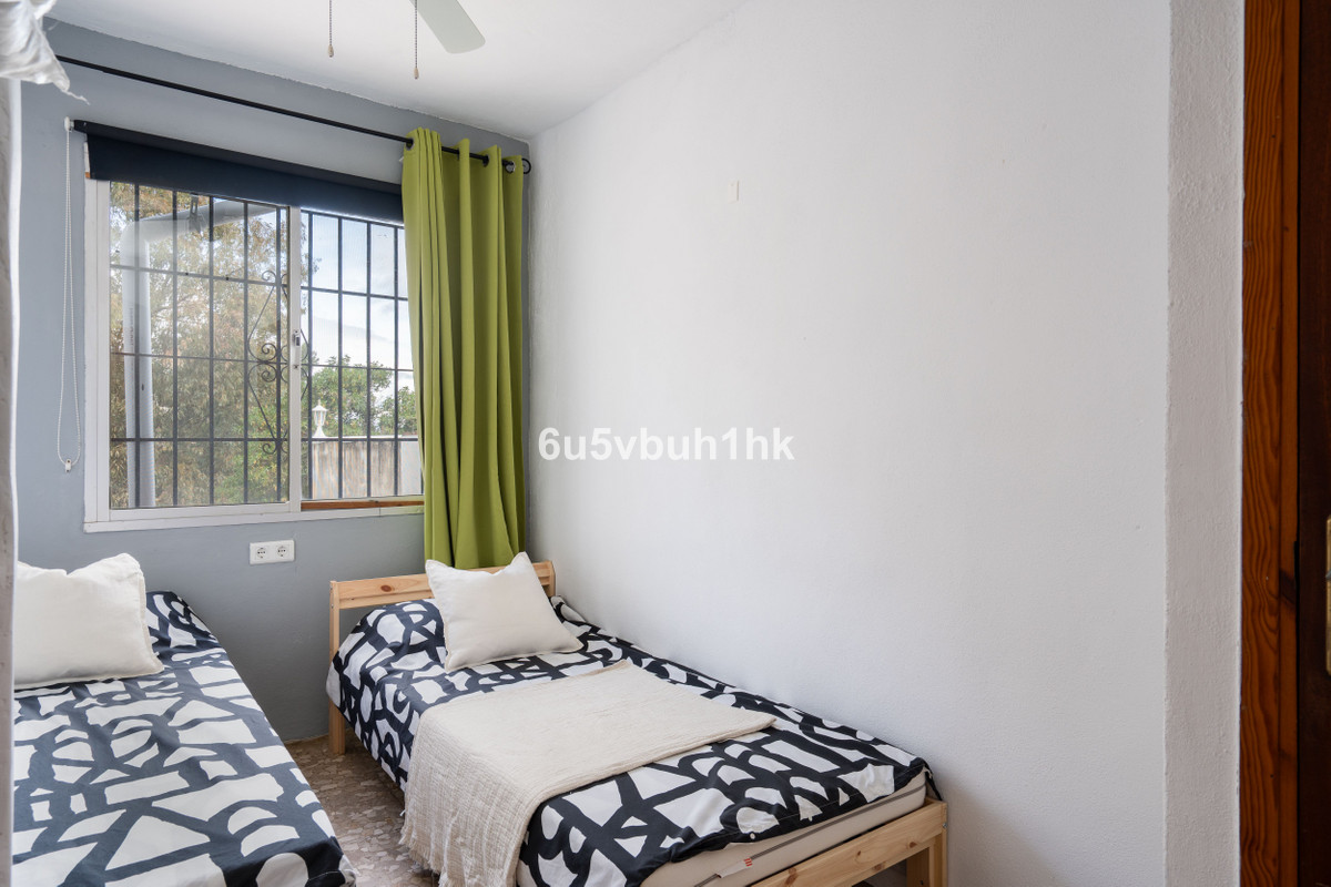 Se vende Finca - Cortijo de 3 dormitorios en Costa Del Sol, Málaga, España