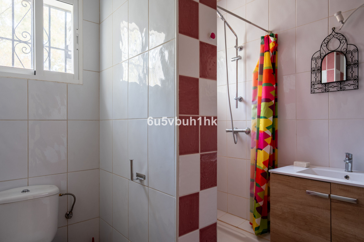 Se vende Finca - Cortijo de 3 dormitorios en Costa Del Sol, Málaga, España