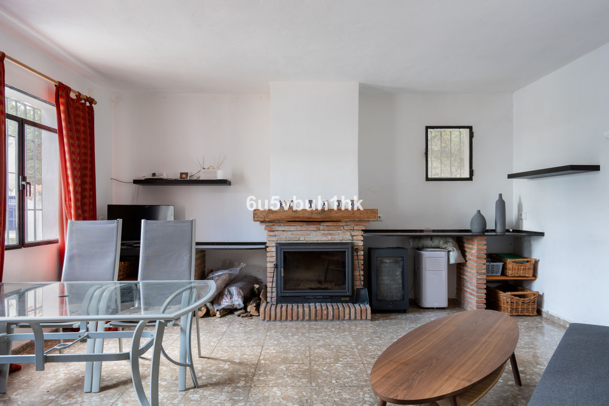 Se vende Finca - Cortijo de 3 dormitorios en Costa Del Sol, Málaga, España