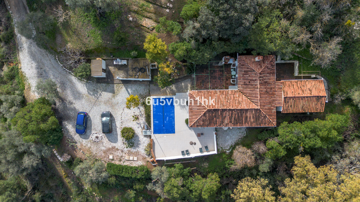 Se vende Finca - Cortijo de 3 dormitorios en Costa Del Sol, Málaga, España