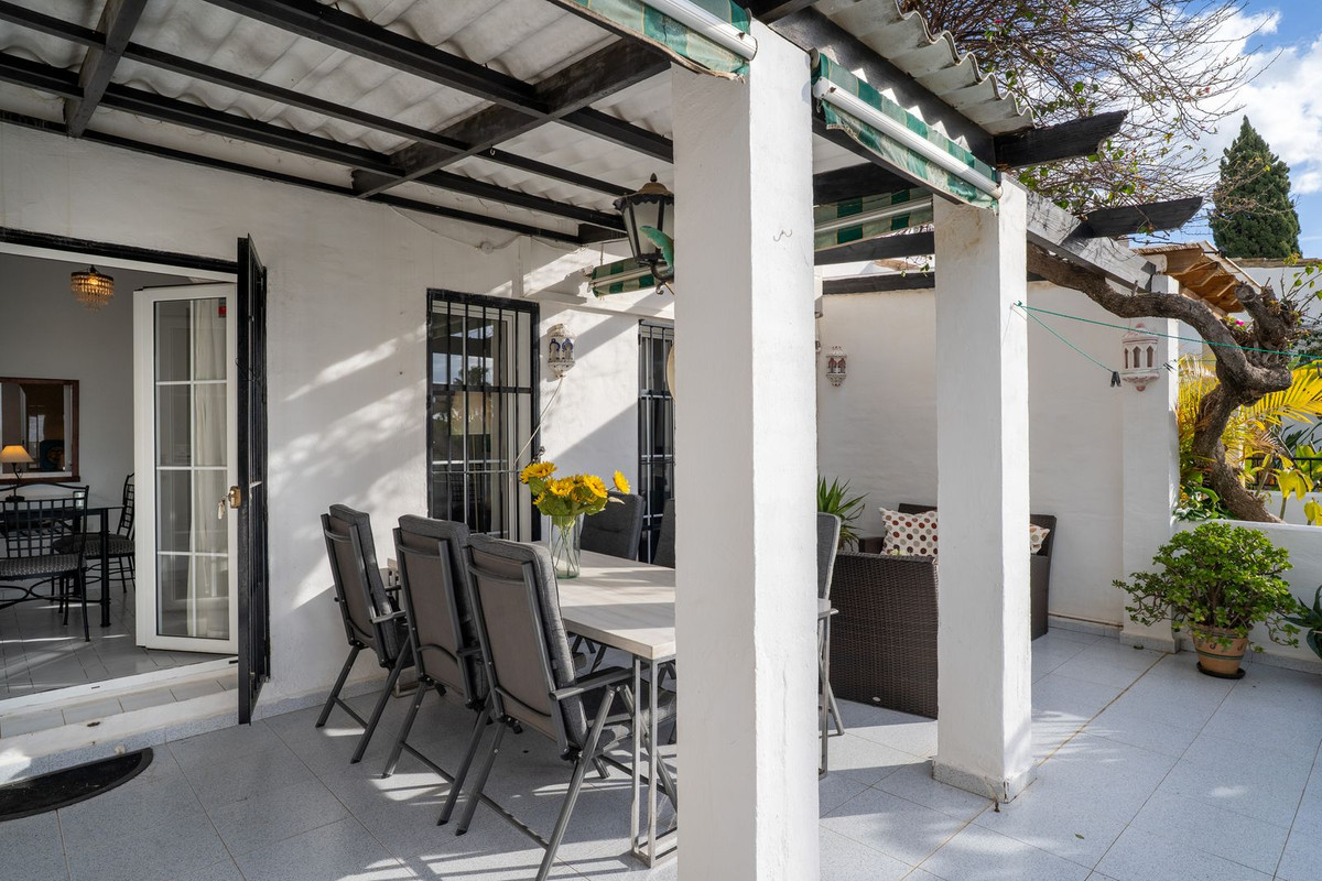 3 Bed Townhouse for sale in Fuengirola Costa Del Sol, Málaga, Spain
