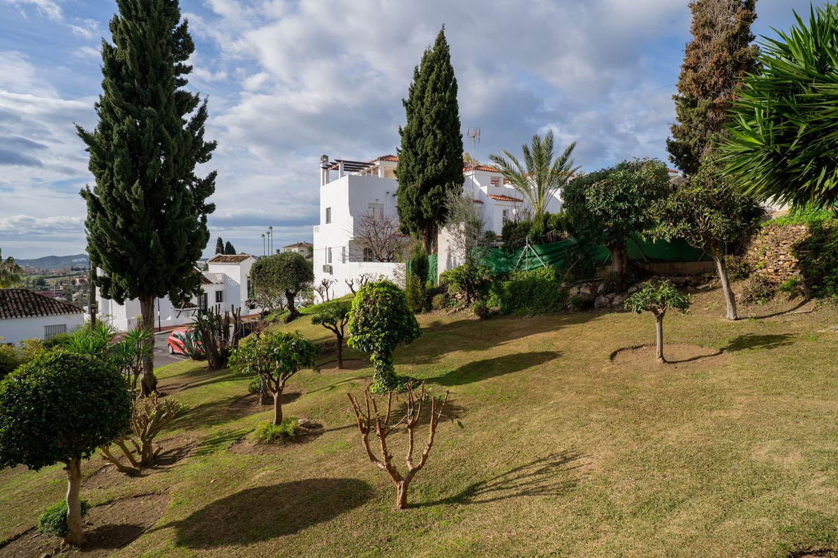 3 Bed Townhouse for sale in Fuengirola Costa Del Sol, Málaga, Spain