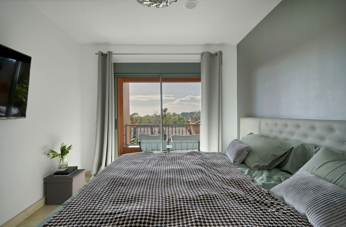 Se vende Apartamento Planta Media de 2 dormitorios en Costa Del Sol, Málaga, España