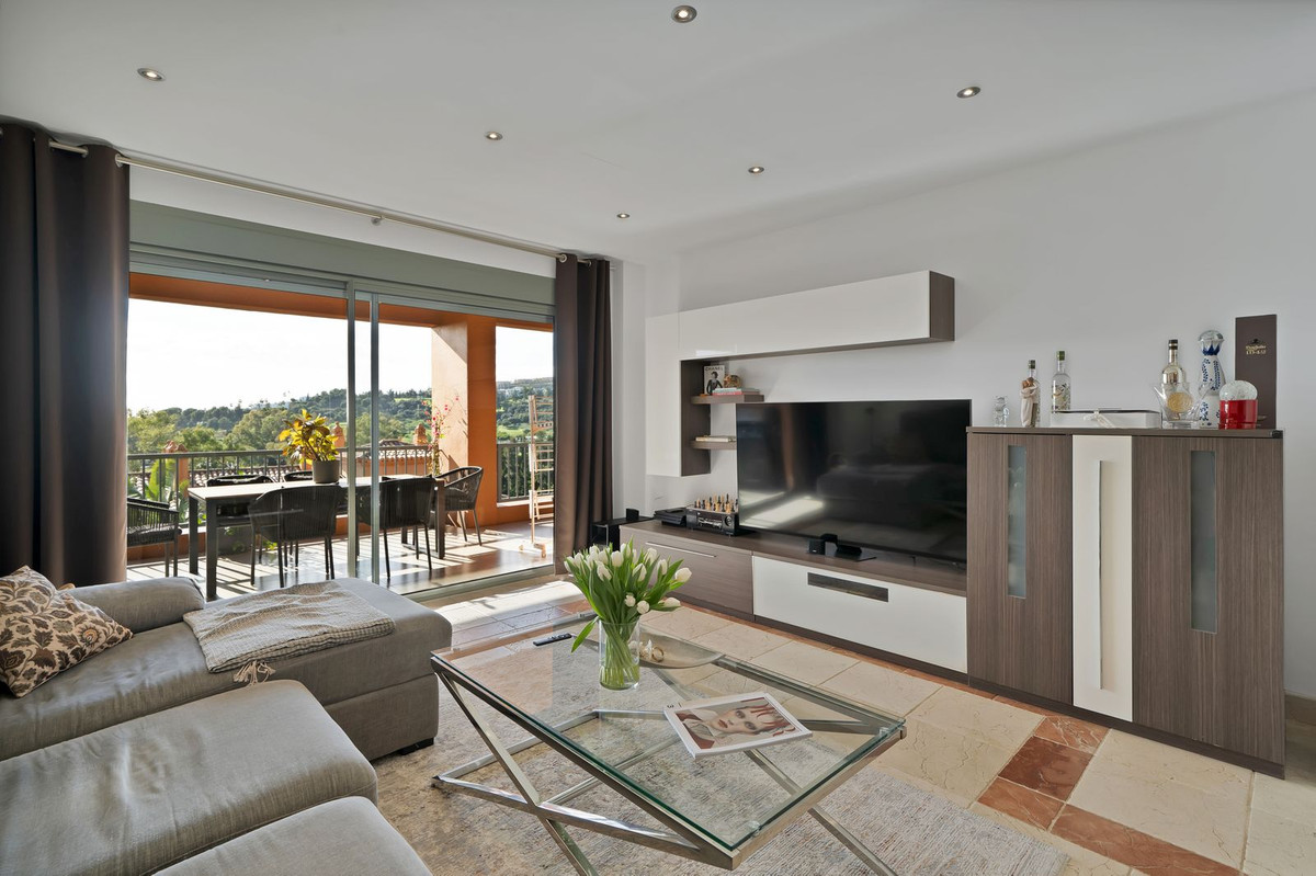 Se vende Apartamento Planta Media de 2 dormitorios en Costa Del Sol, Málaga, España