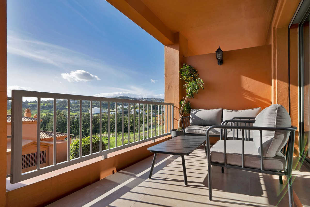 Se vende Apartamento Planta Media de 2 dormitorios en Costa Del Sol, Málaga, España
