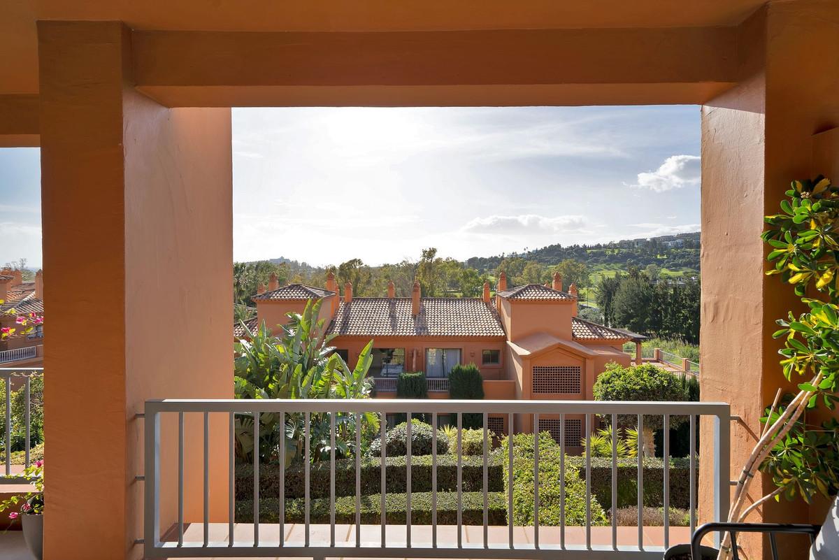 Se vende Apartamento Planta Media de 2 dormitorios en Costa Del Sol, Málaga, España