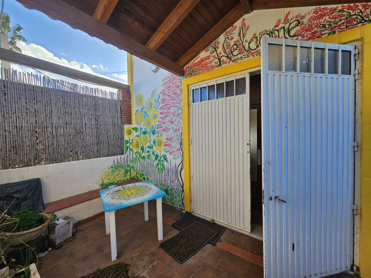 Commercial unit for sale in Estepona Costa Del Sol, Málaga, Spain