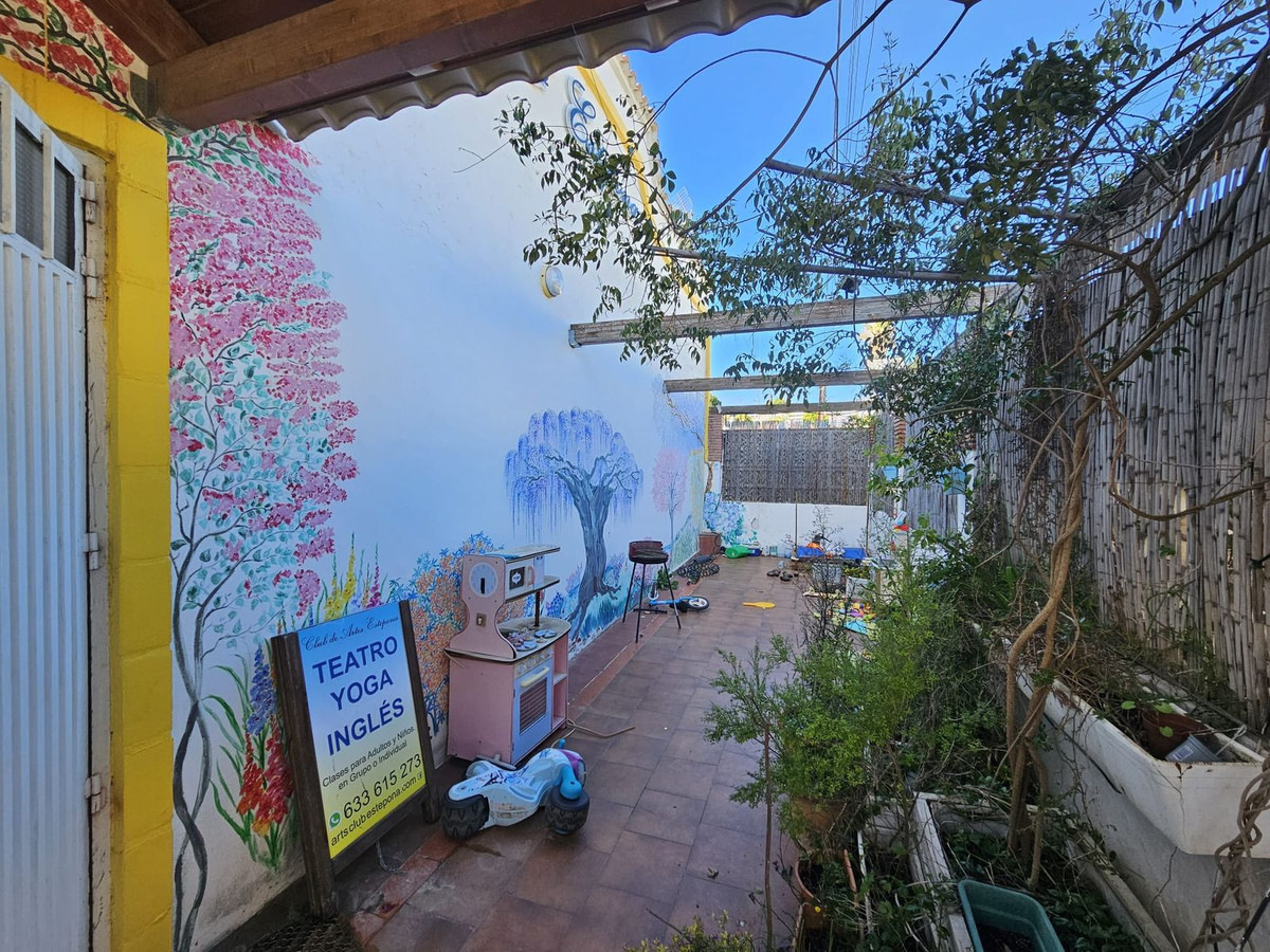 Commercial unit for sale in Estepona Costa Del Sol, Málaga, Spain