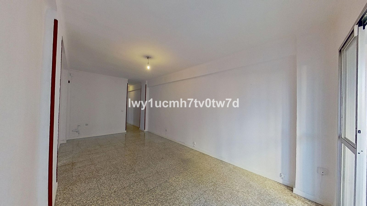 Se vende Apartamento Planta Media de 3 dormitorios en Costa Del Sol, Málaga, España