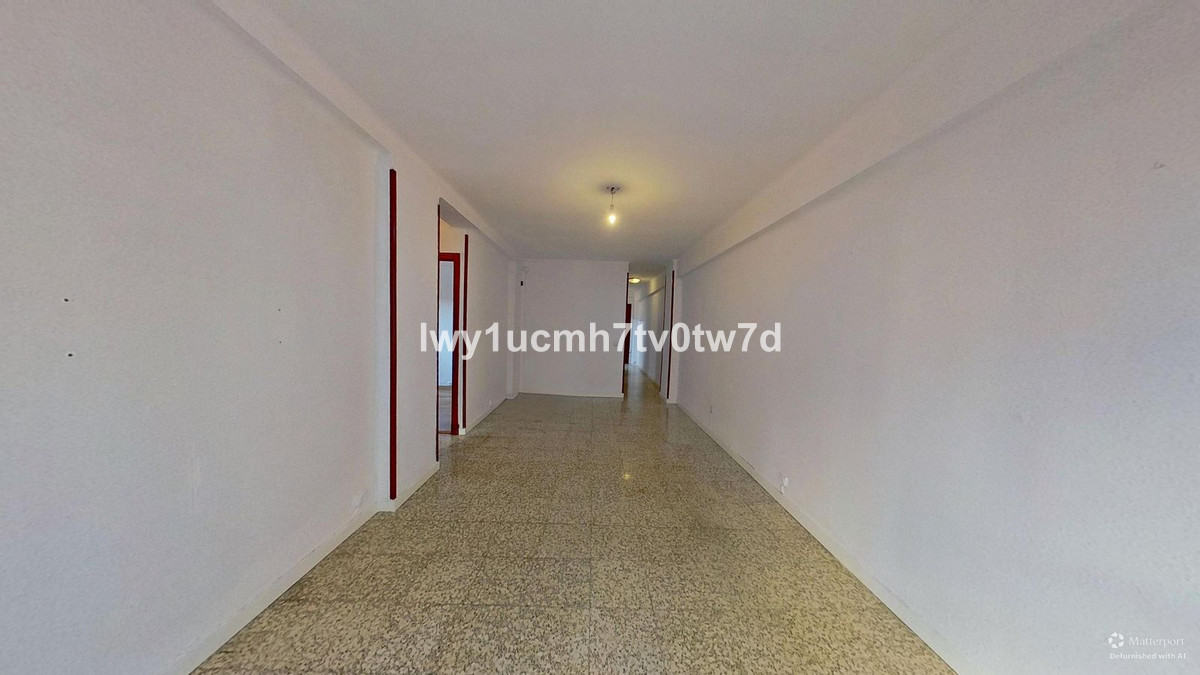 Se vende Apartamento Planta Media de 3 dormitorios en Costa Del Sol, Málaga, España