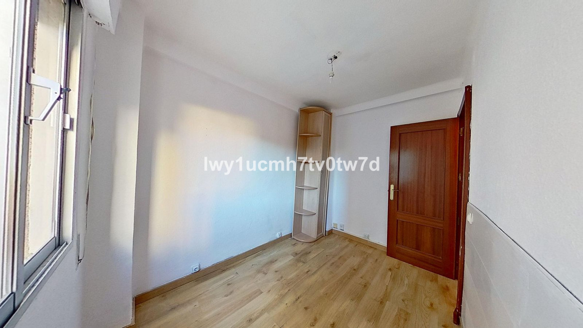 Se vende Apartamento Planta Media de 3 dormitorios en Costa Del Sol, Málaga, España