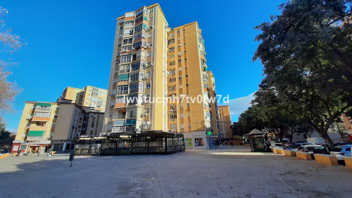Se vende Apartamento Planta Media de 3 dormitorios en Costa Del Sol, Málaga, España